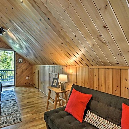 Riverfront Traverse City Cabin Fish, Kayak And Tube Exterior foto