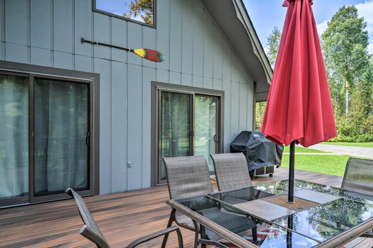 Riverfront Traverse City Cabin Fish, Kayak And Tube Exterior foto